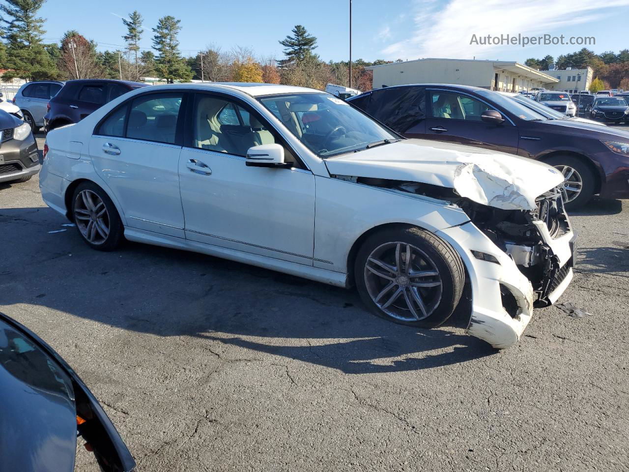 2012 Mercedes-benz C 300 4matic White vin: WDDGF8BB6CA711202