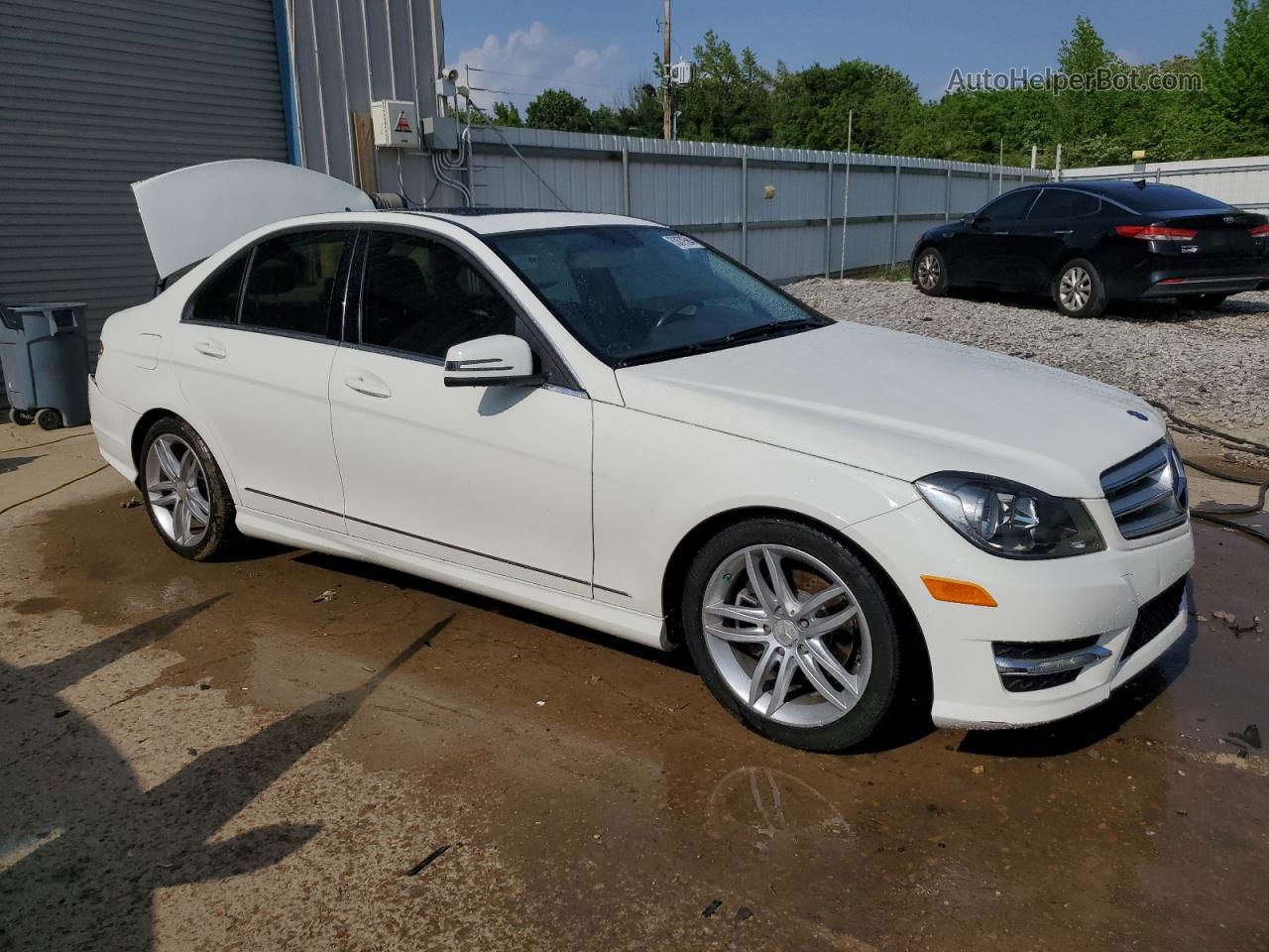 2012 Mercedes-benz C 300 4matic White vin: WDDGF8BB6CF911970