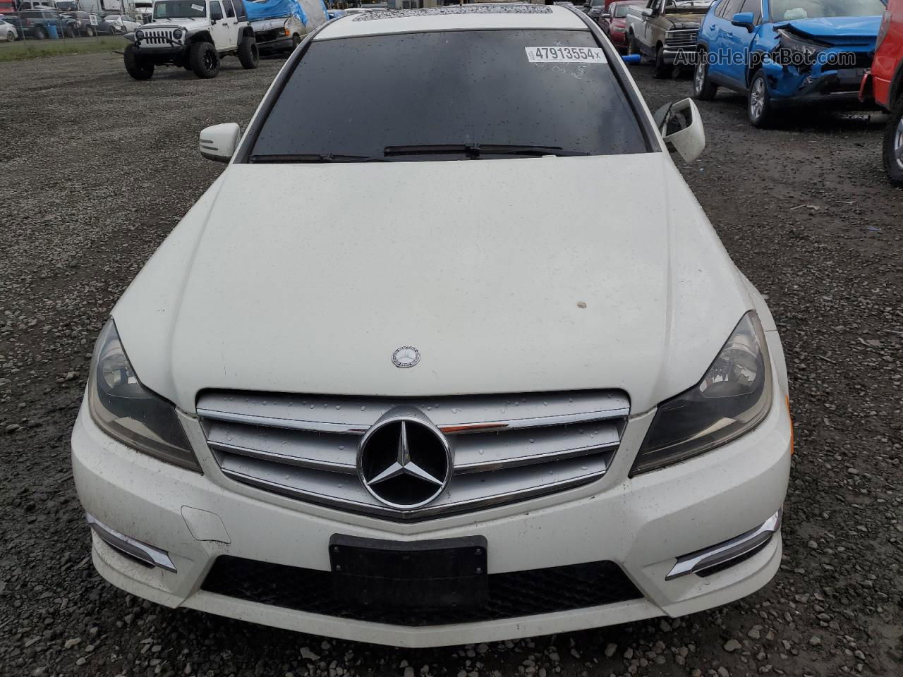 2012 Mercedes-benz C 300 4matic White vin: WDDGF8BB6CR204785