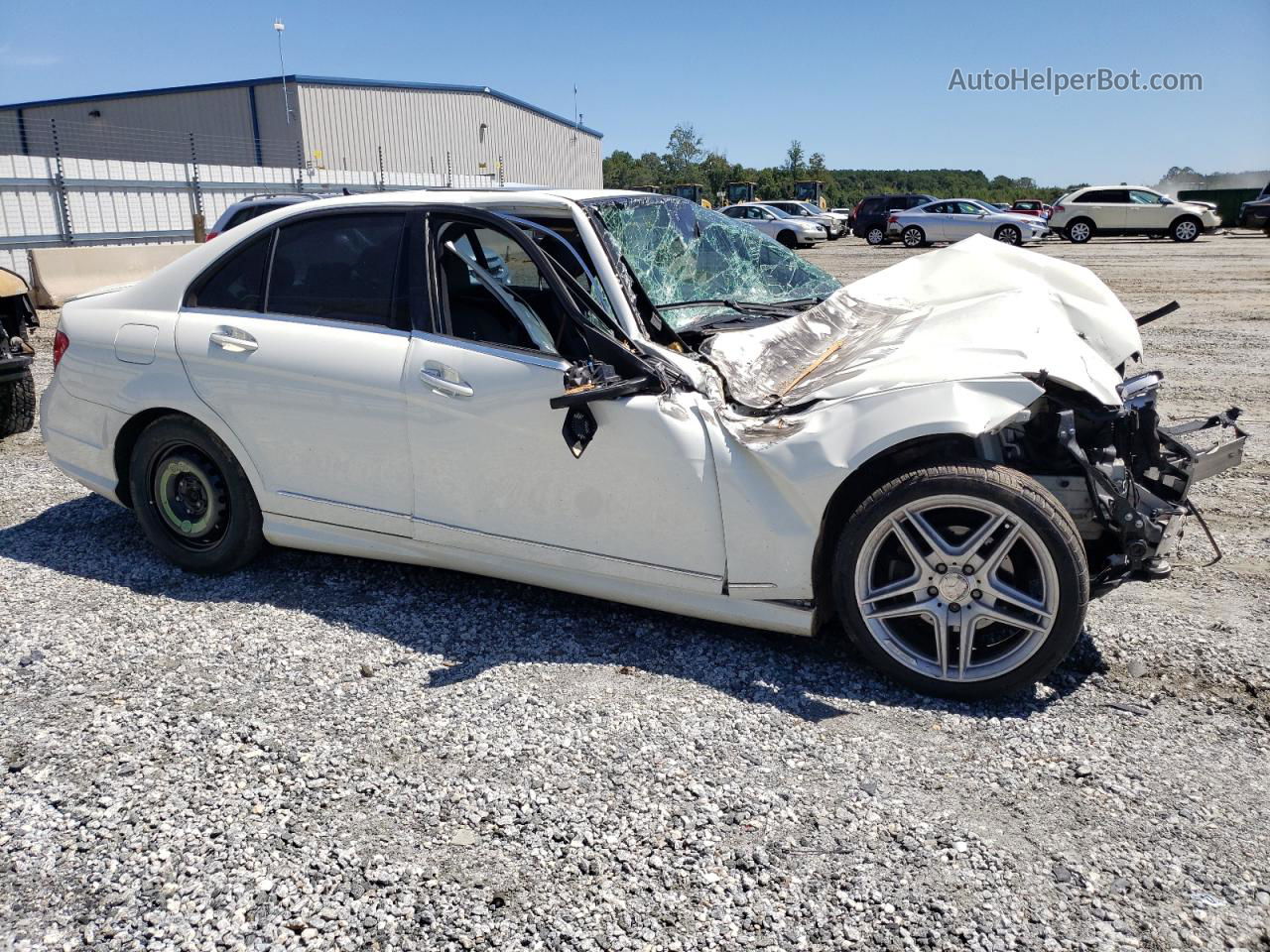 2012 Mercedes-benz C 300 4matic White vin: WDDGF8BB7CR226410