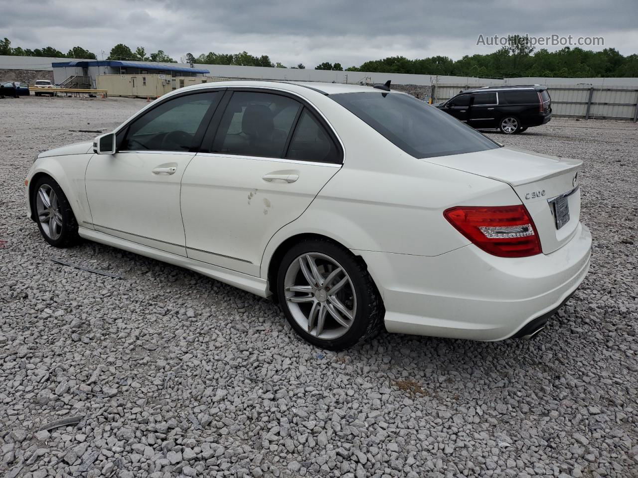 2012 Mercedes-benz C 300 4matic White vin: WDDGF8BB8CA699120