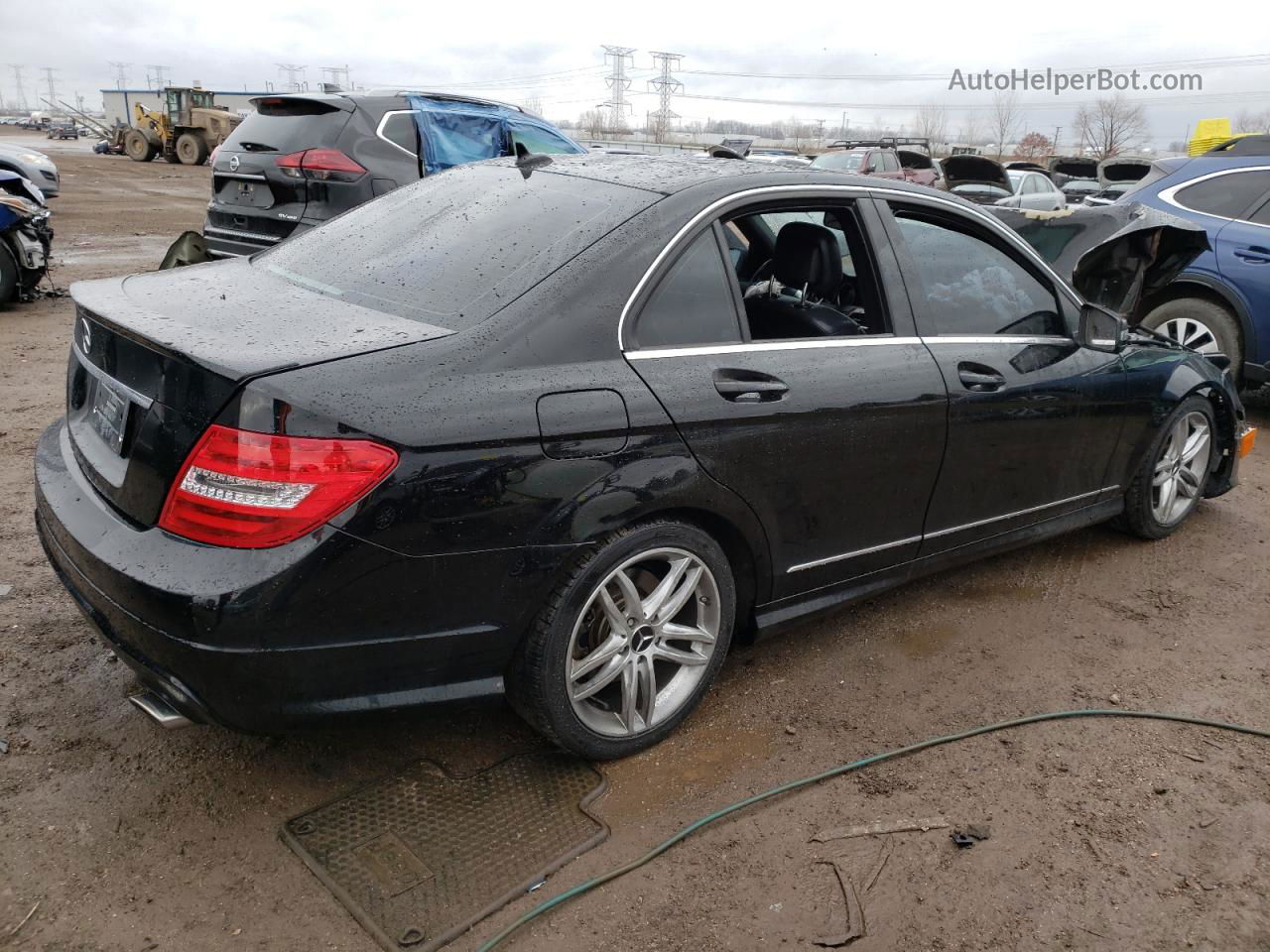 2012 Mercedes-benz C 300 4matic Черный vin: WDDGF8BB8CR201516