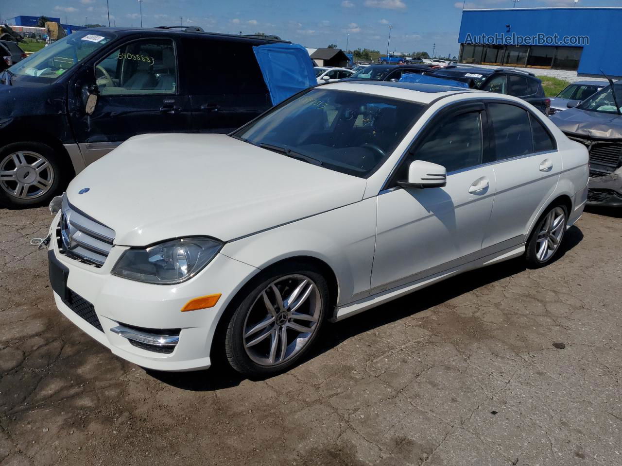 2012 Mercedes-benz C 300 4matic White vin: WDDGF8BB8CR205422