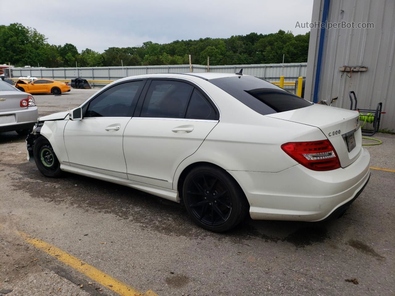 2012 Mercedes-benz C 300 4matic White vin: WDDGF8BB8CR231552