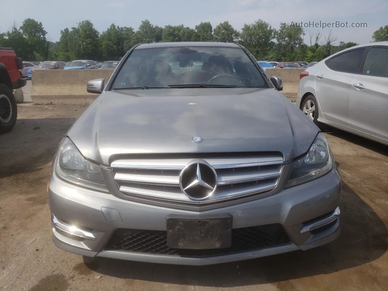 2012 Mercedes-benz C 300 4matic Серебряный vin: WDDGF8BB9CR199663