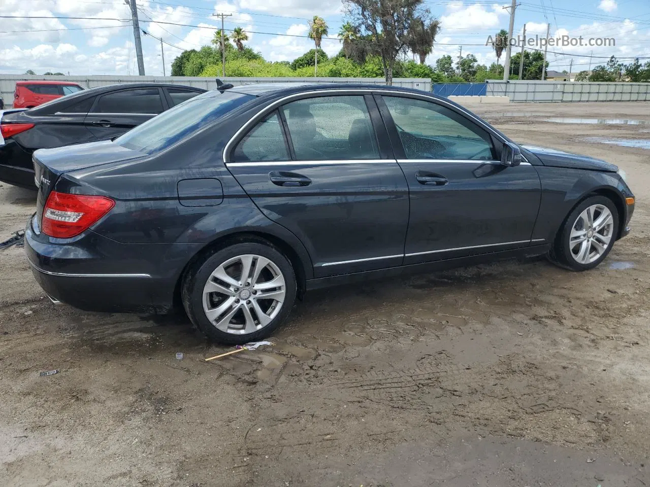 2012 Mercedes-benz C 300 4matic Charcoal vin: WDDGF8BBXCF857606