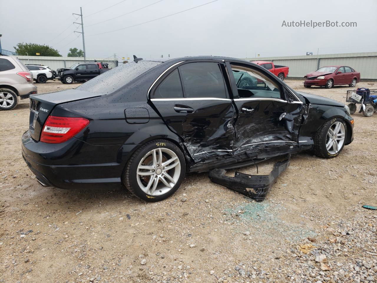 2012 Mercedes-benz C 300 4matic Black vin: WDDGF8BBXCR203946