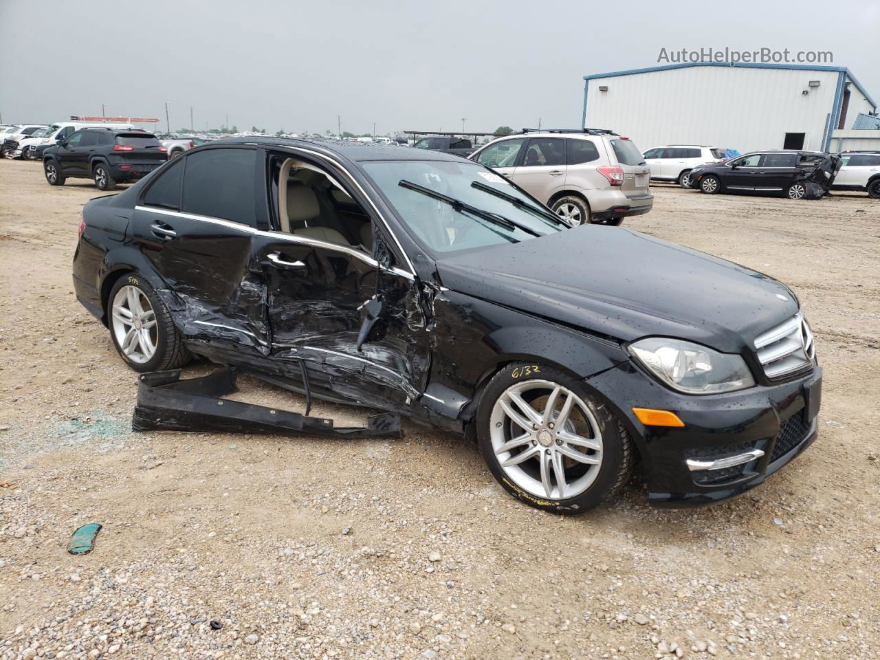 2012 Mercedes-benz C 300 4matic Black vin: WDDGF8BBXCR203946