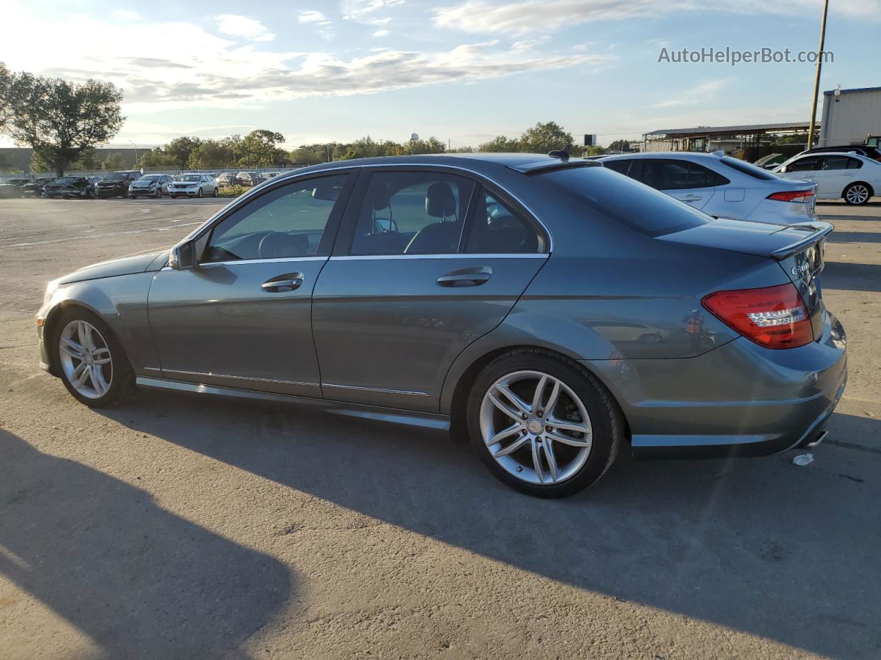 2012 Mercedes-benz C 300 4matic Серый vin: WDDGF8BBXCR213098