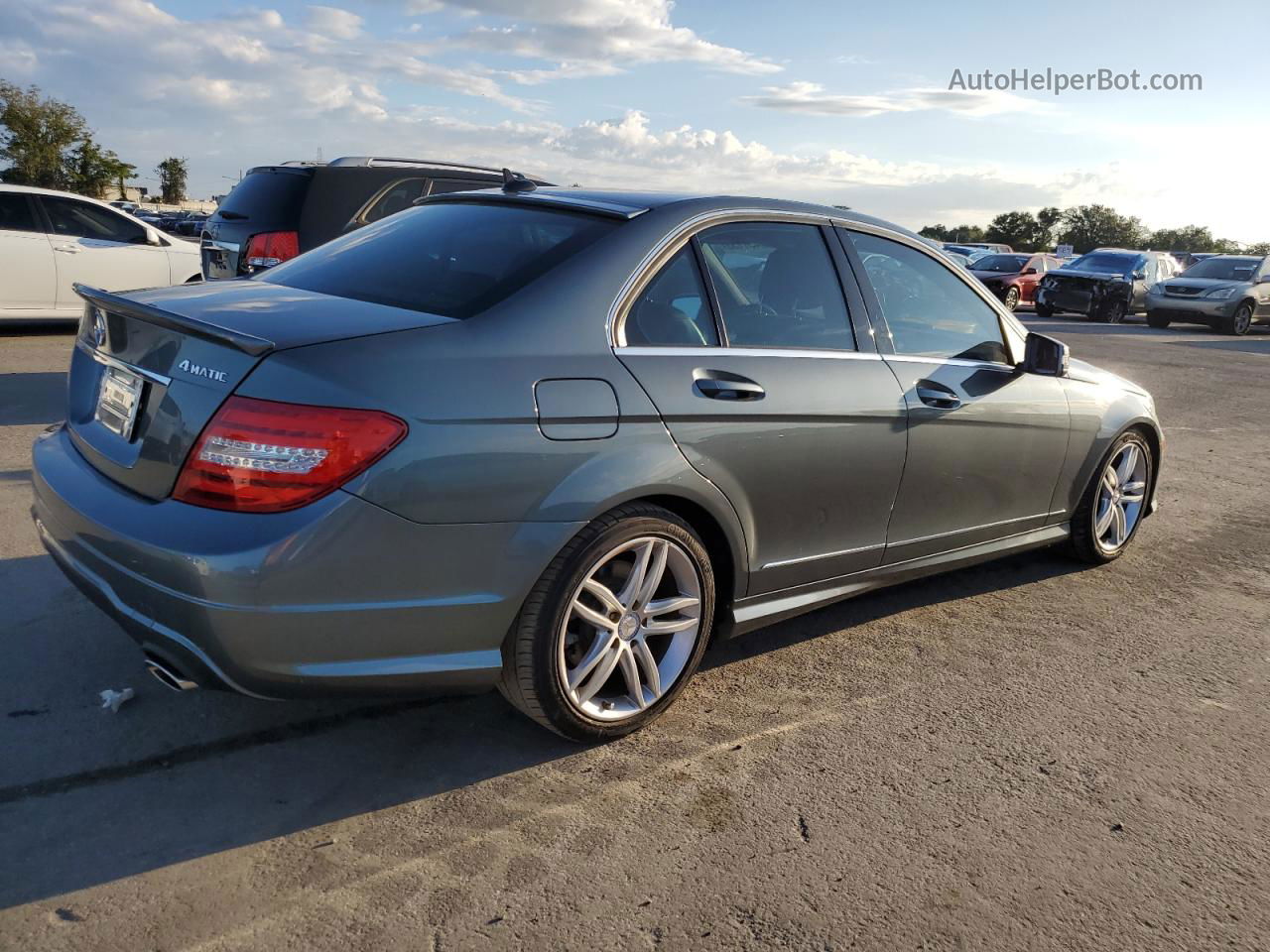 2012 Mercedes-benz C 300 4matic Серый vin: WDDGF8BBXCR213098