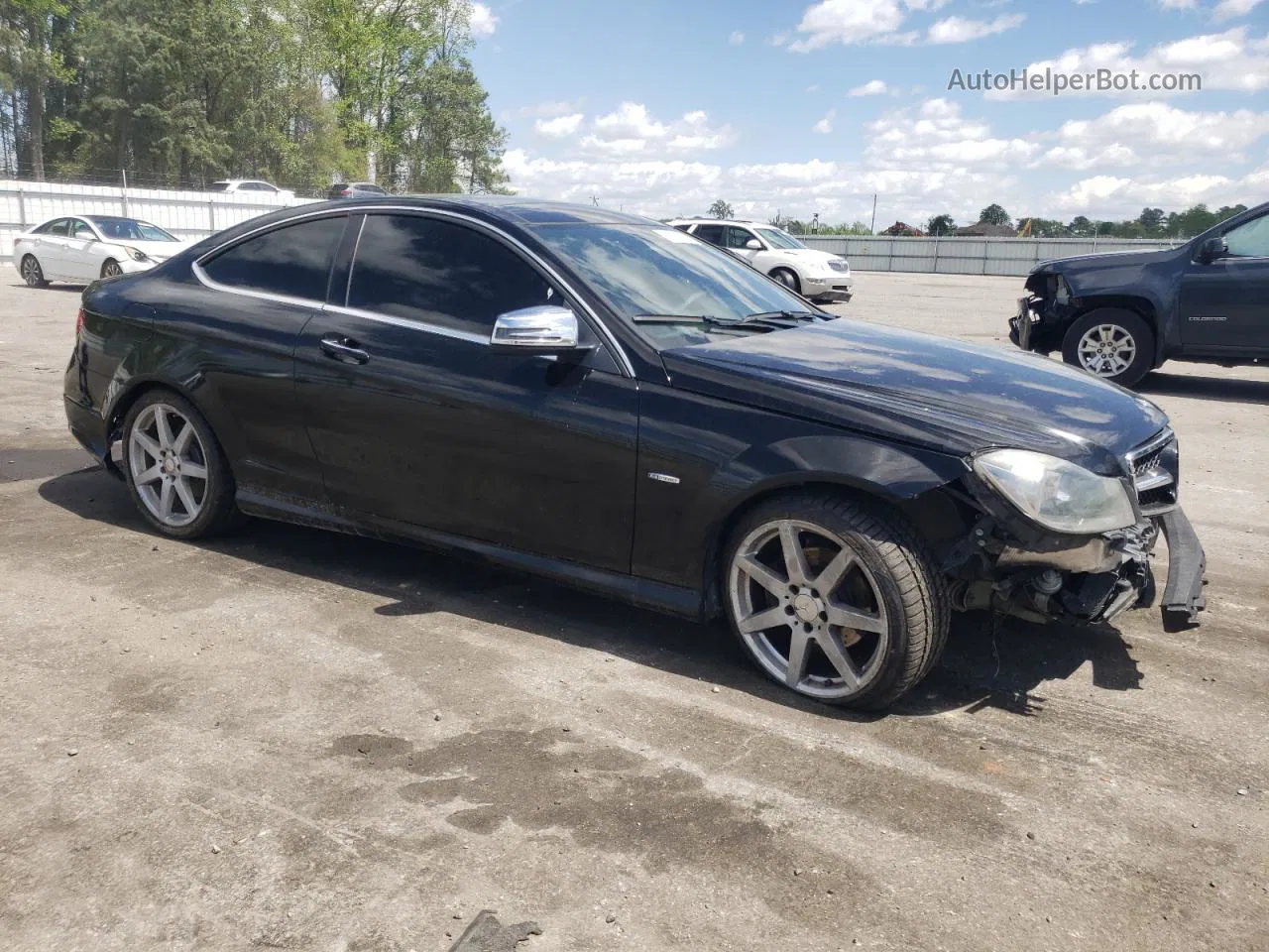 2012 Mercedes-benz C 250 Черный vin: WDDGJ4HB4CF798986