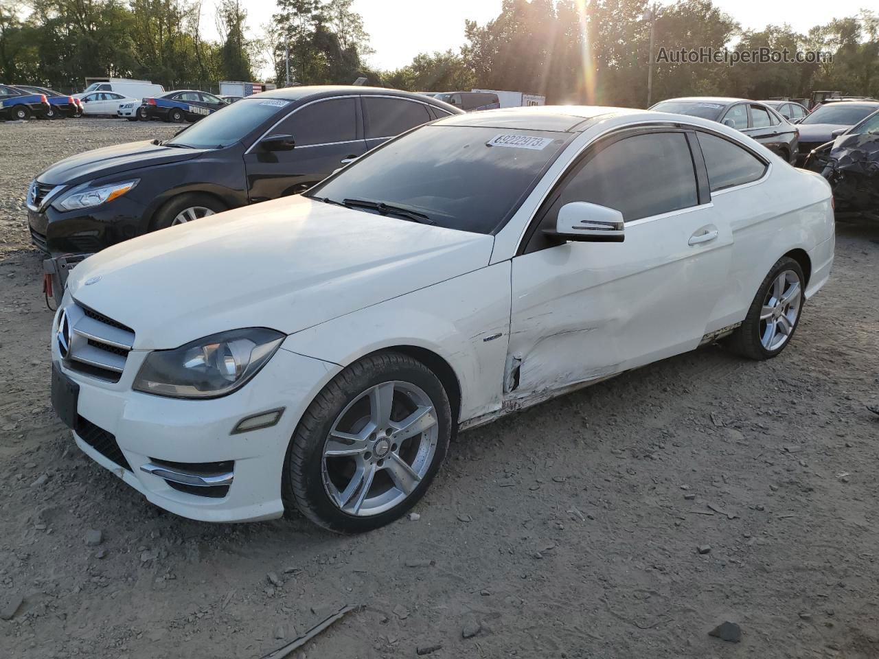 2012 Mercedes-benz C 250 White vin: WDDGJ4HB4CF901582