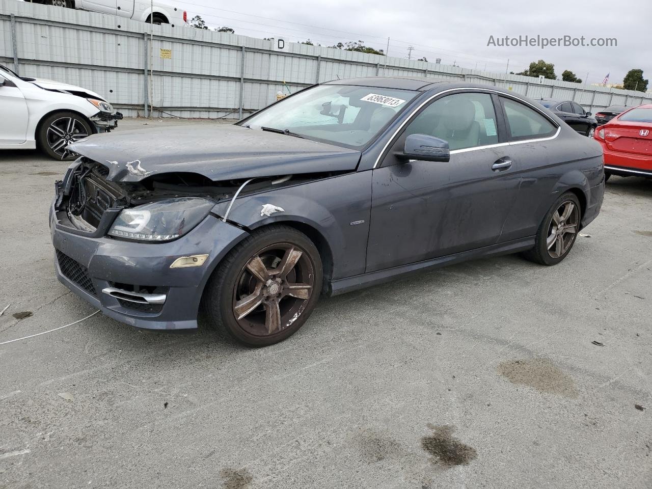 2012 Mercedes-benz C 250 Серый vin: WDDGJ4HB9CF798451