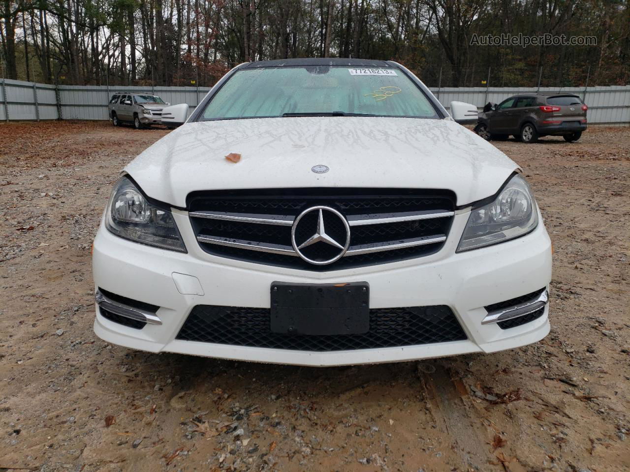 2015 Mercedes-benz C 250 White vin: WDDGJ4HBXFG430830