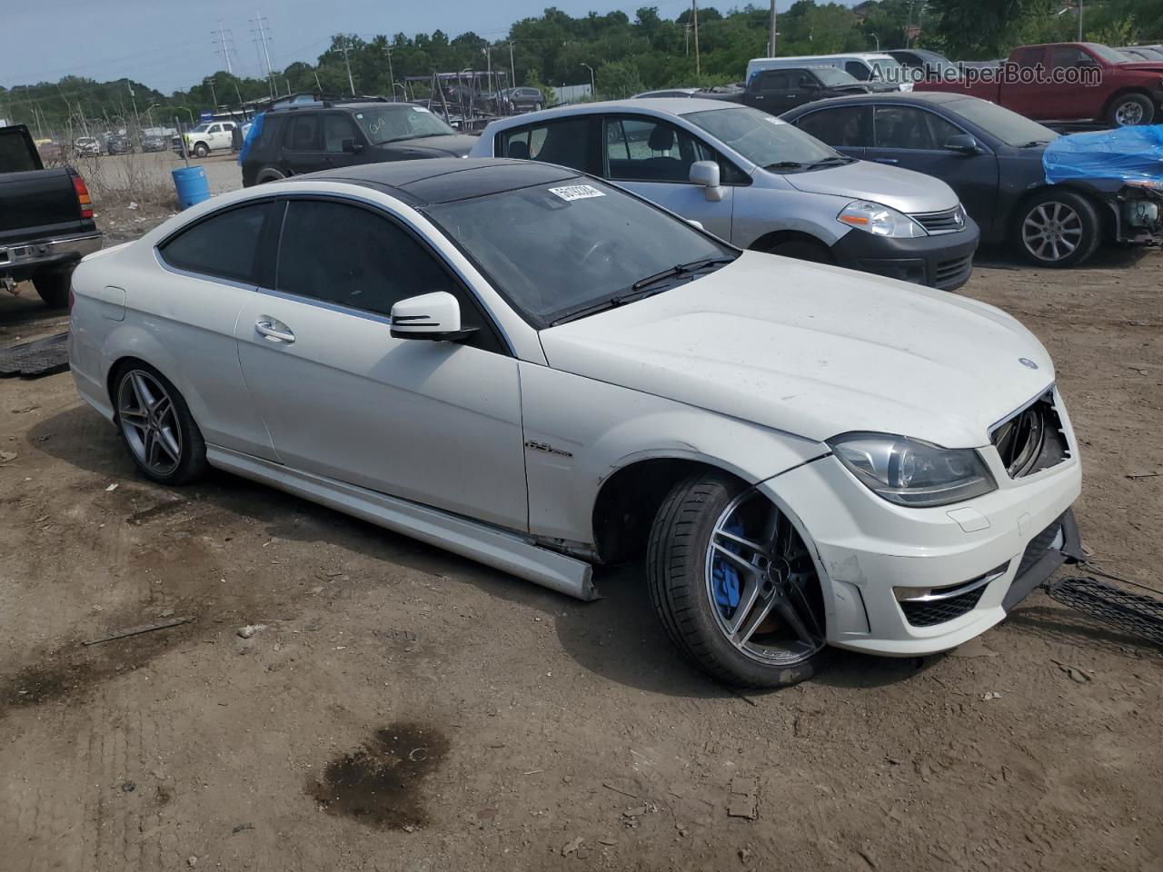 2012 Mercedes-benz C 63 Amg White vin: WDDGJ7HB8CF772814