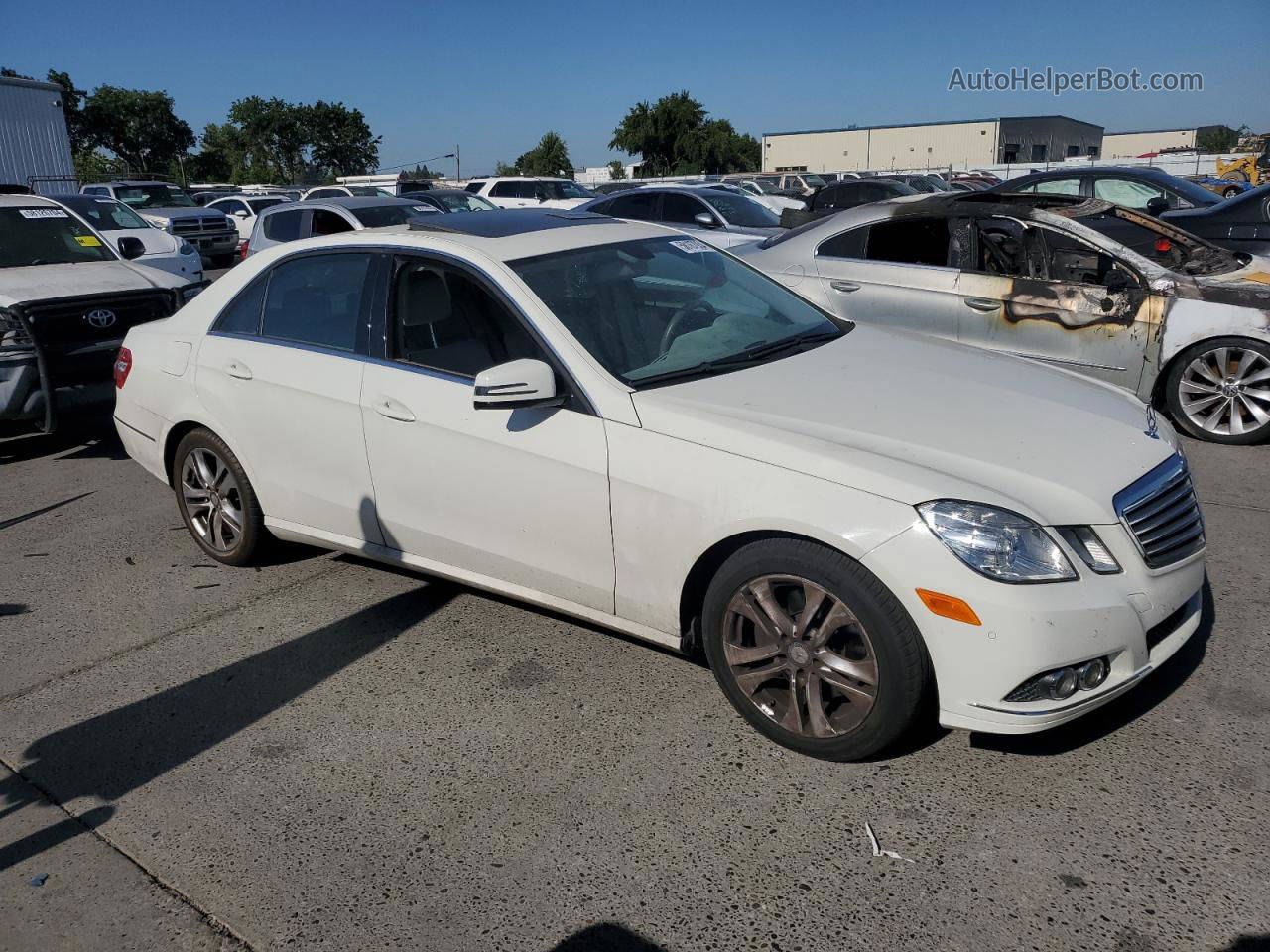 2010 Mercedes-benz E 350 White vin: WDDHF5GB0AA070329