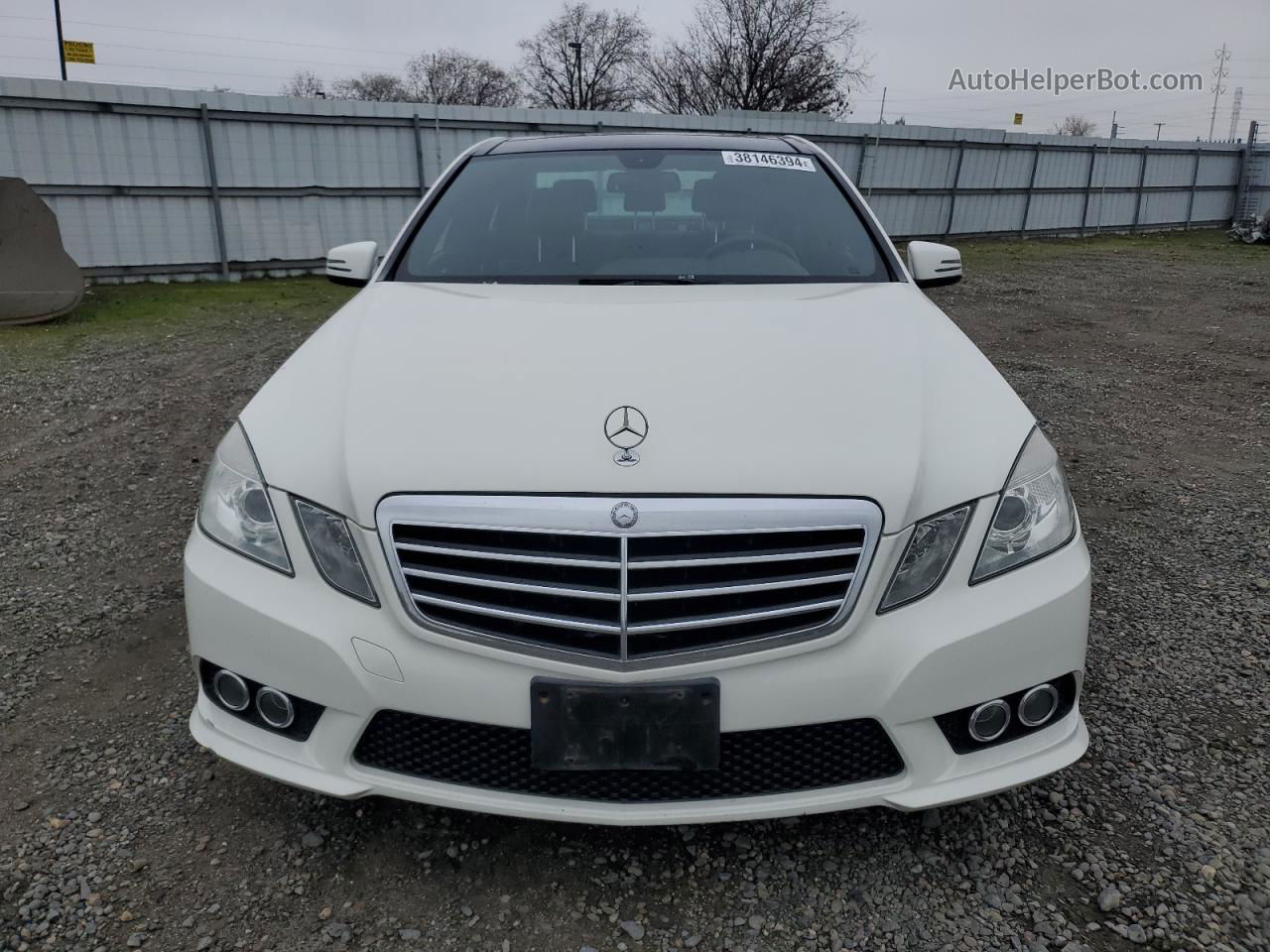 2010 Mercedes-benz E 350 White vin: WDDHF5GB0AA251740