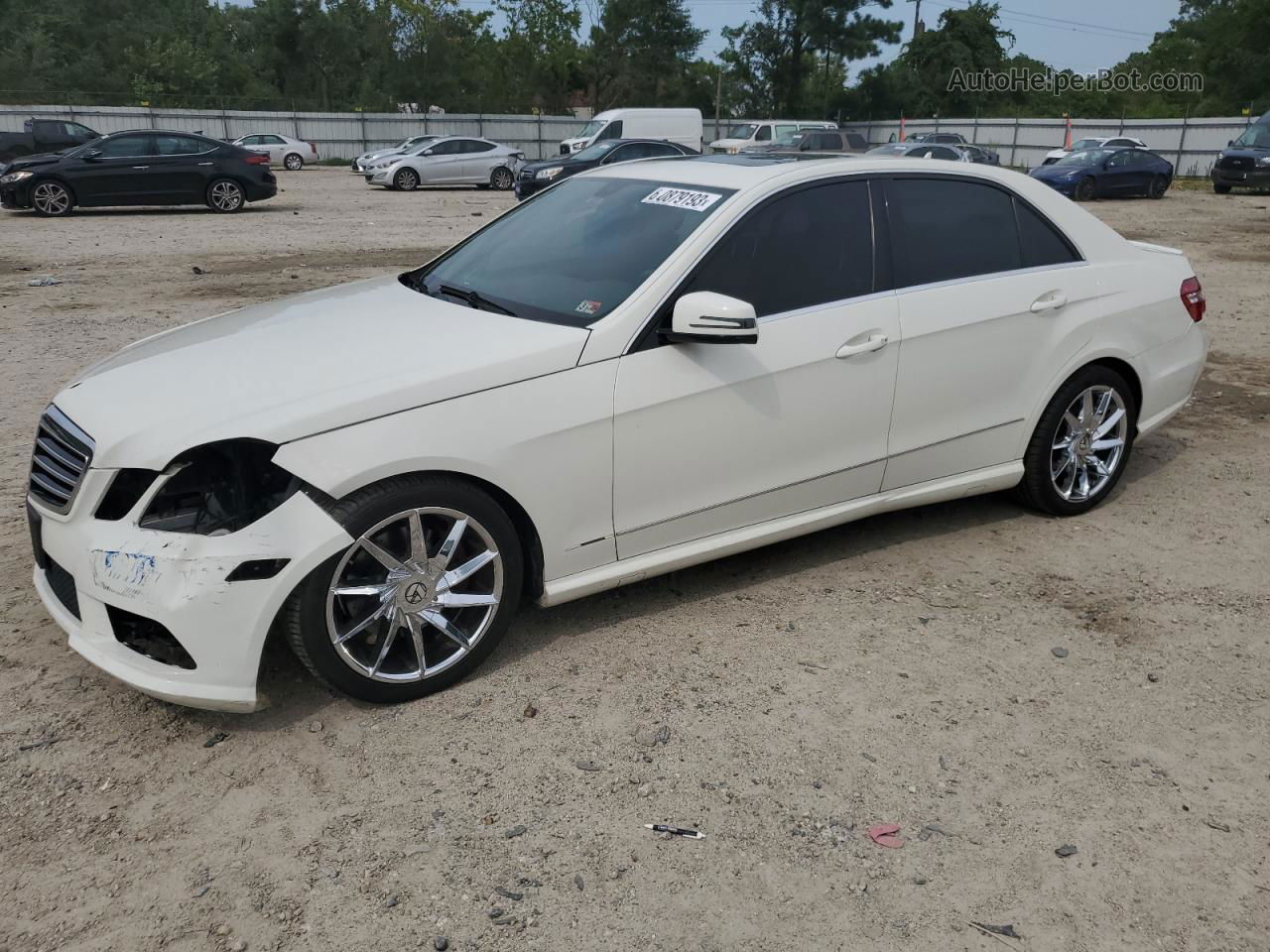 2010 Mercedes-benz E 350 White vin: WDDHF5GB1AA216155