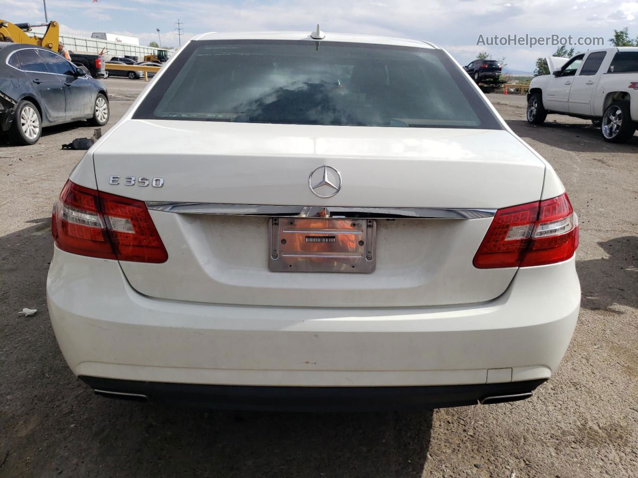 2010 Mercedes-benz E 350 White vin: WDDHF5GB2AA024551