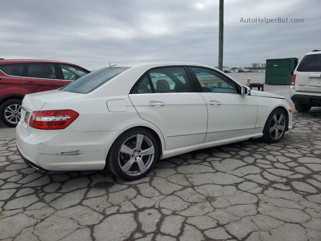 2010 Mercedes-benz E 350 White vin: WDDHF5GB2AA081980