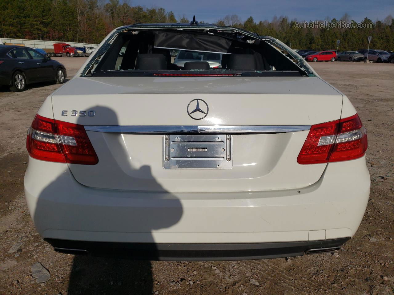 2010 Mercedes-benz E 350 White vin: WDDHF5GB3AA199813