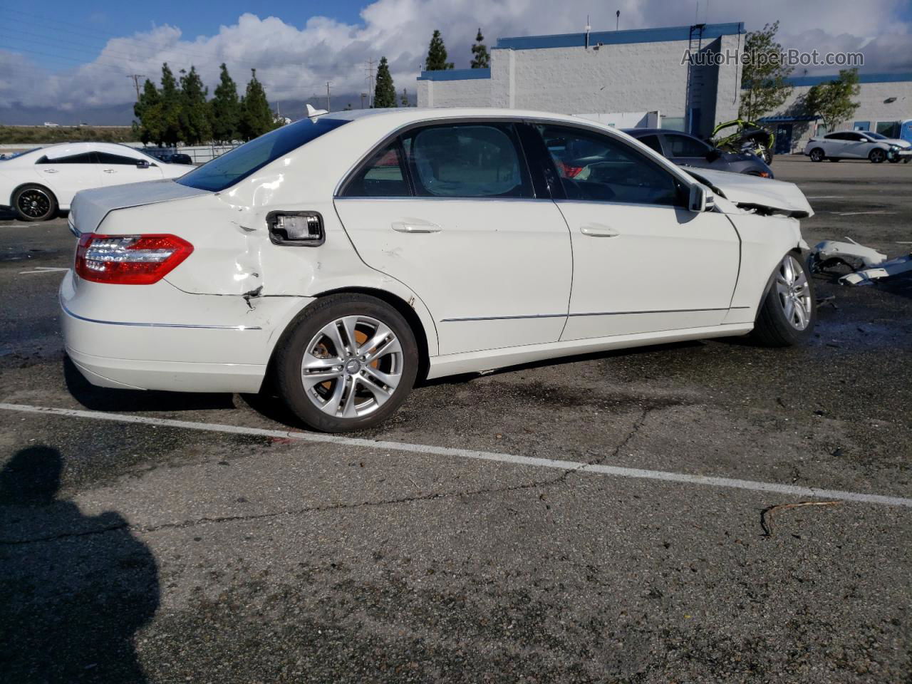 2010 Mercedes-benz E 350 White vin: WDDHF5GB7AA140019