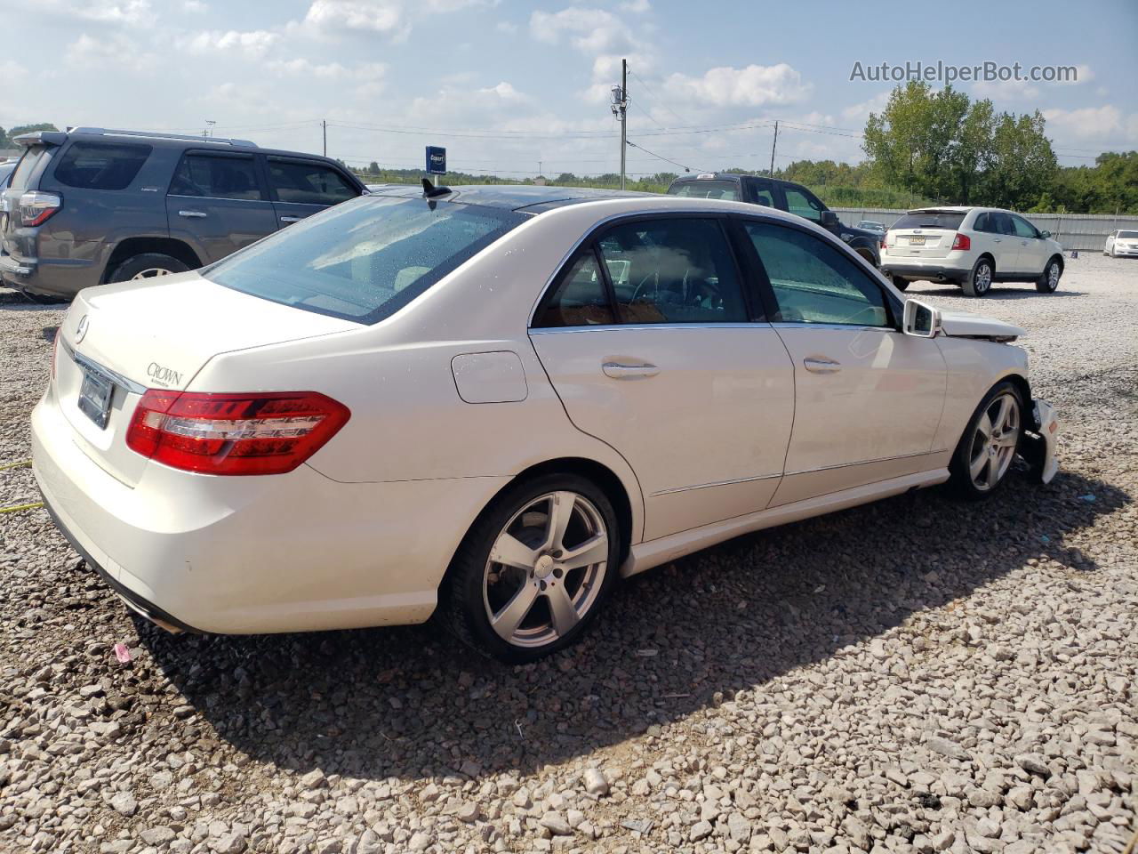 2010 Mercedes-benz E 350 White vin: WDDHF5GBXAA172530