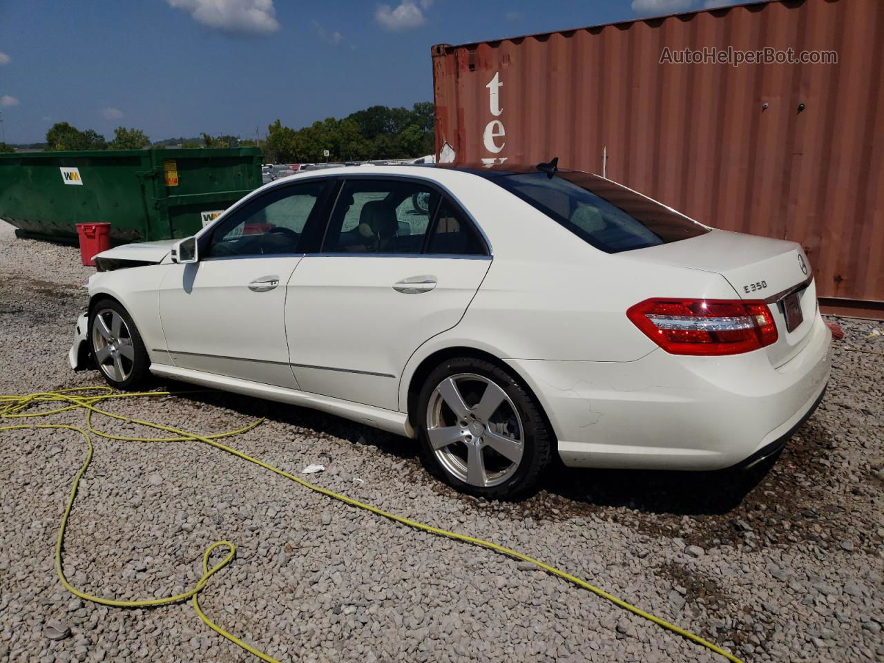 2010 Mercedes-benz E 350 White vin: WDDHF5GBXAA172530