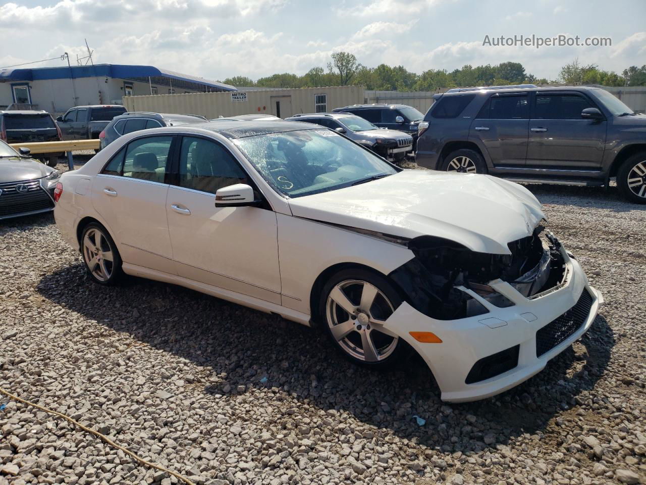 2010 Mercedes-benz E 350 White vin: WDDHF5GBXAA172530