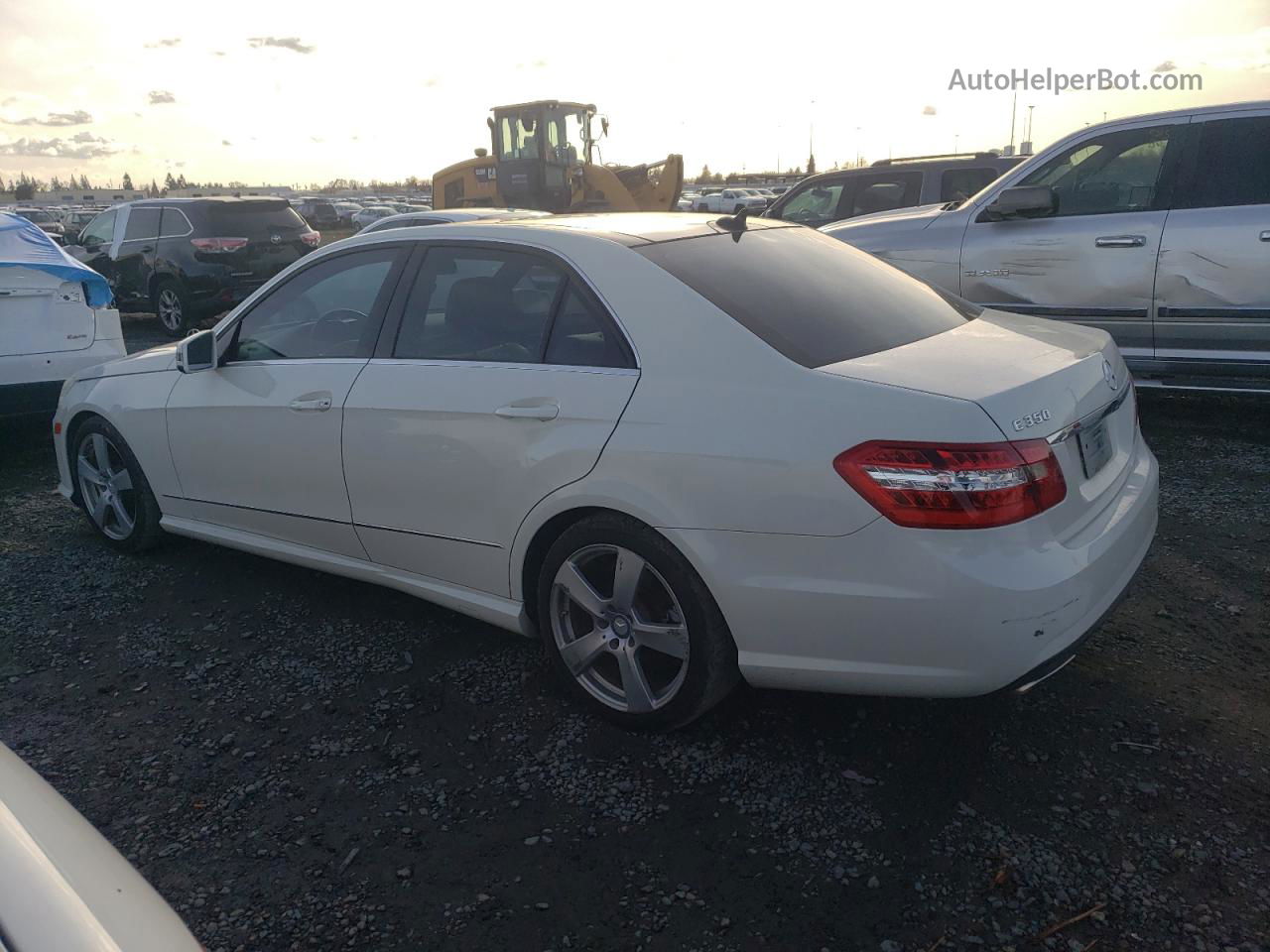 2010 Mercedes-benz E 350 White vin: WDDHF5GBXAA239286