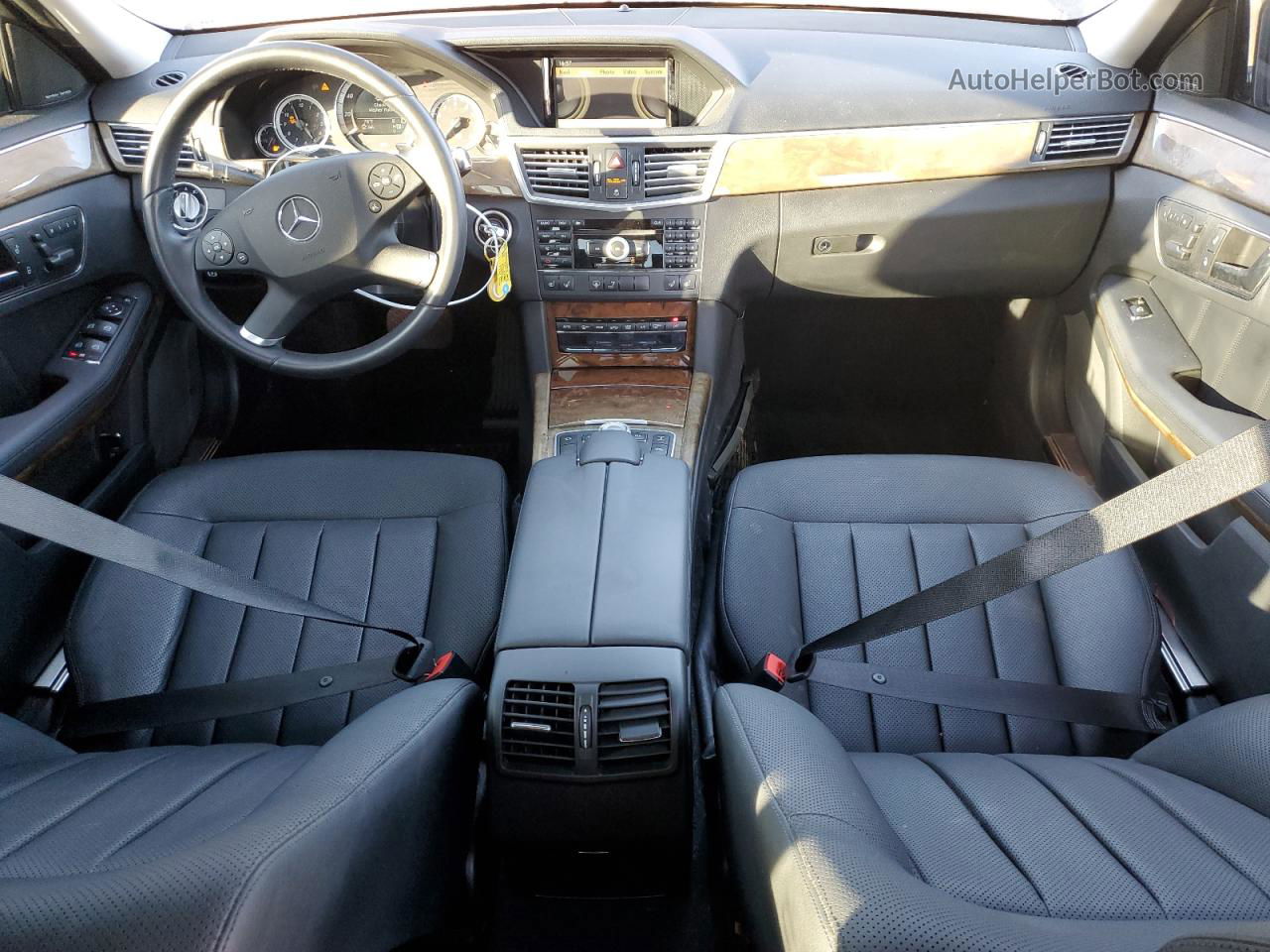 2010 Mercedes-benz E 550 Черный vin: WDDHF7CBXAA204913