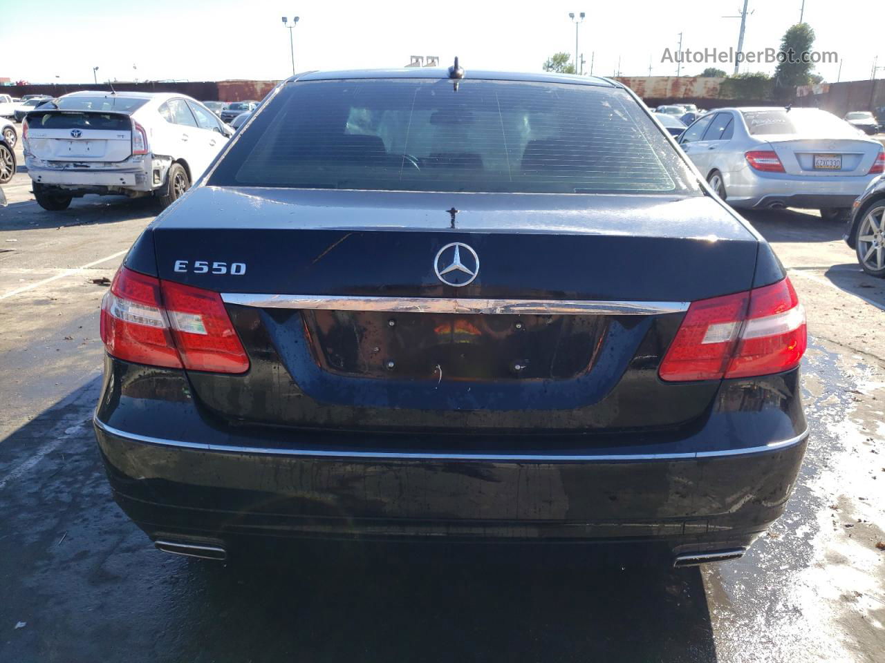 2010 Mercedes-benz E 550 Черный vin: WDDHF7CBXAA204913