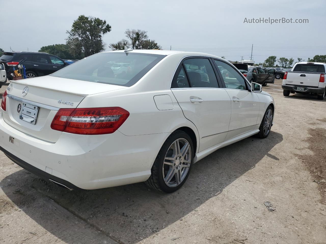 2010 Mercedes-benz E 550 4matic White vin: WDDHF9AB6AA134017