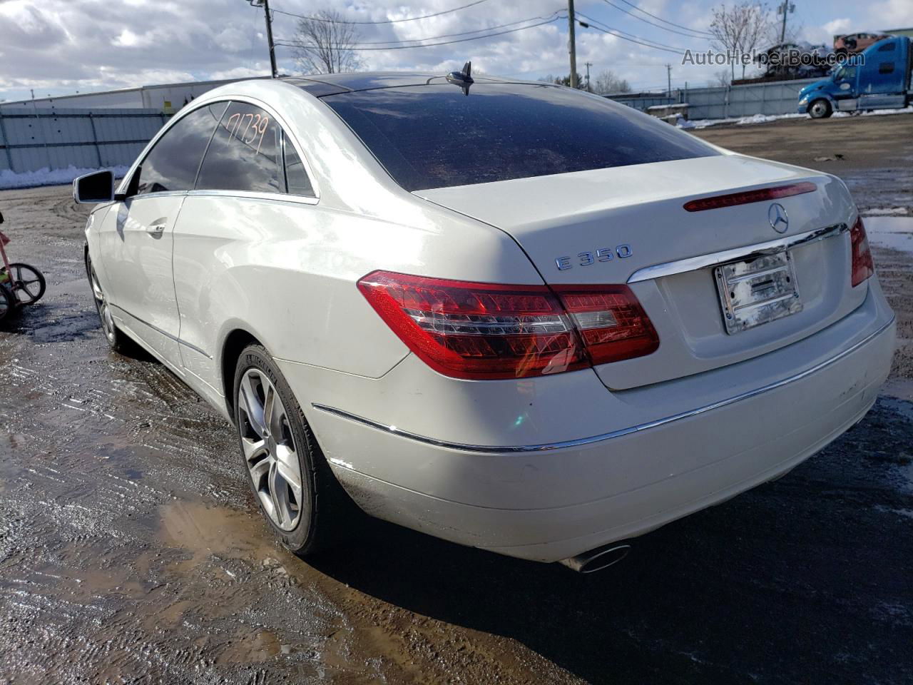 2010 Mercedes-benz E 350 White vin: WDDKJ5GB0AF052310