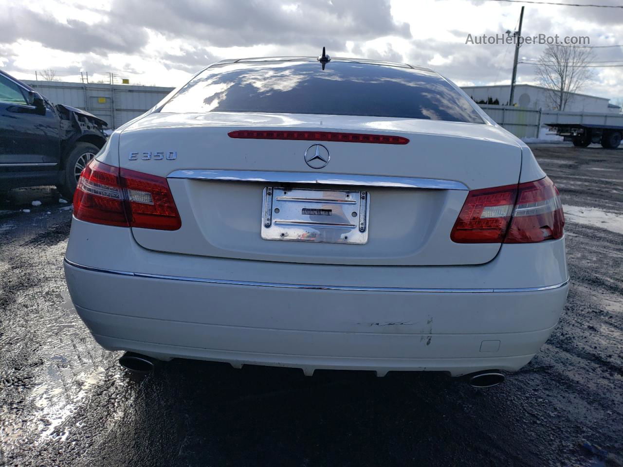 2010 Mercedes-benz E 350 Белый vin: WDDKJ5GB0AF052310