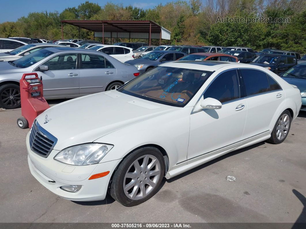 2008 Mercedes-benz S 550 White vin: WDDNG71X88A230919