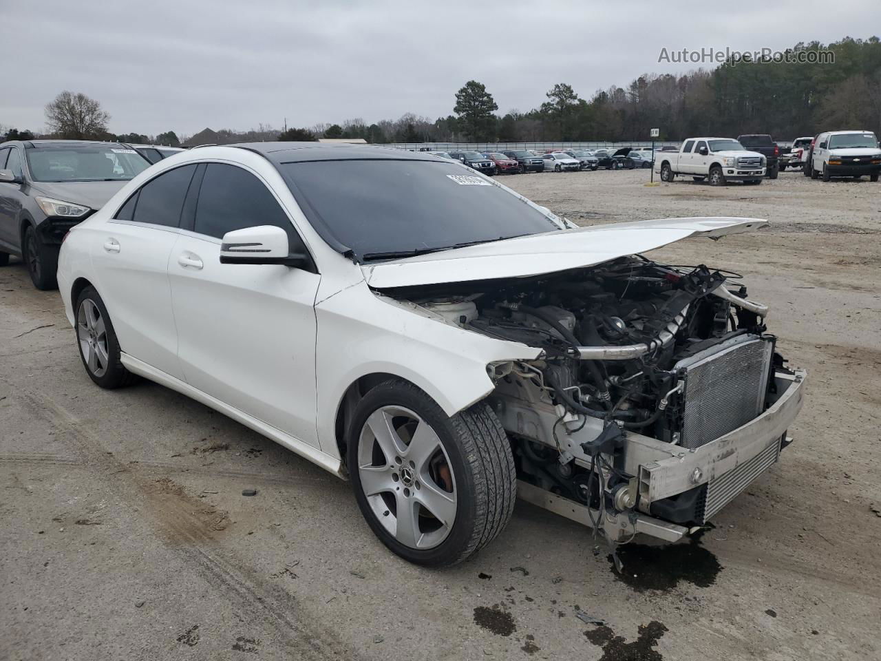 2019 Mercedes-benz Cla 250 White vin: WDDSJ4EB0KN701284