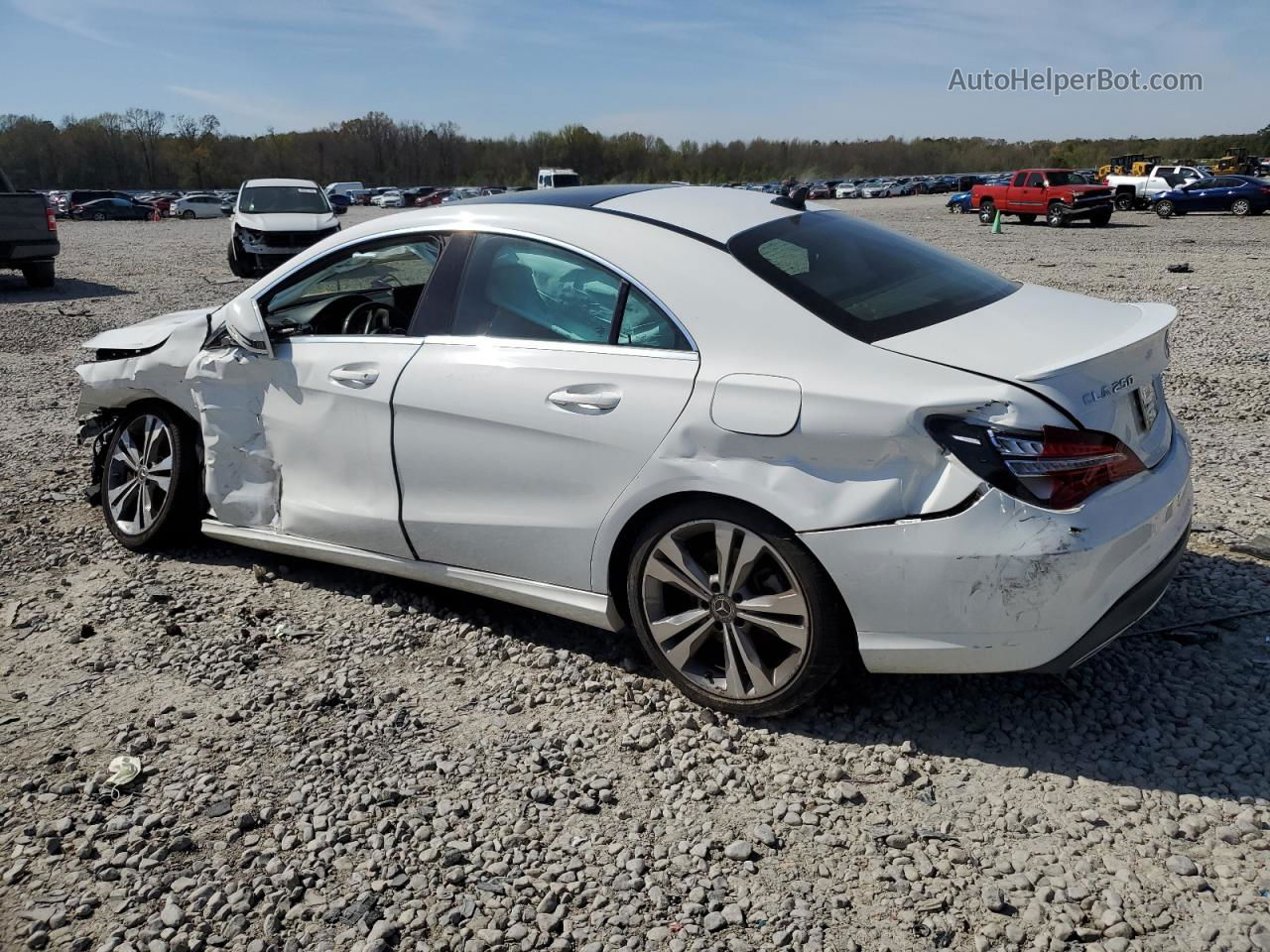 2019 Mercedes-benz Cla 250 White vin: WDDSJ4EB0KN725570