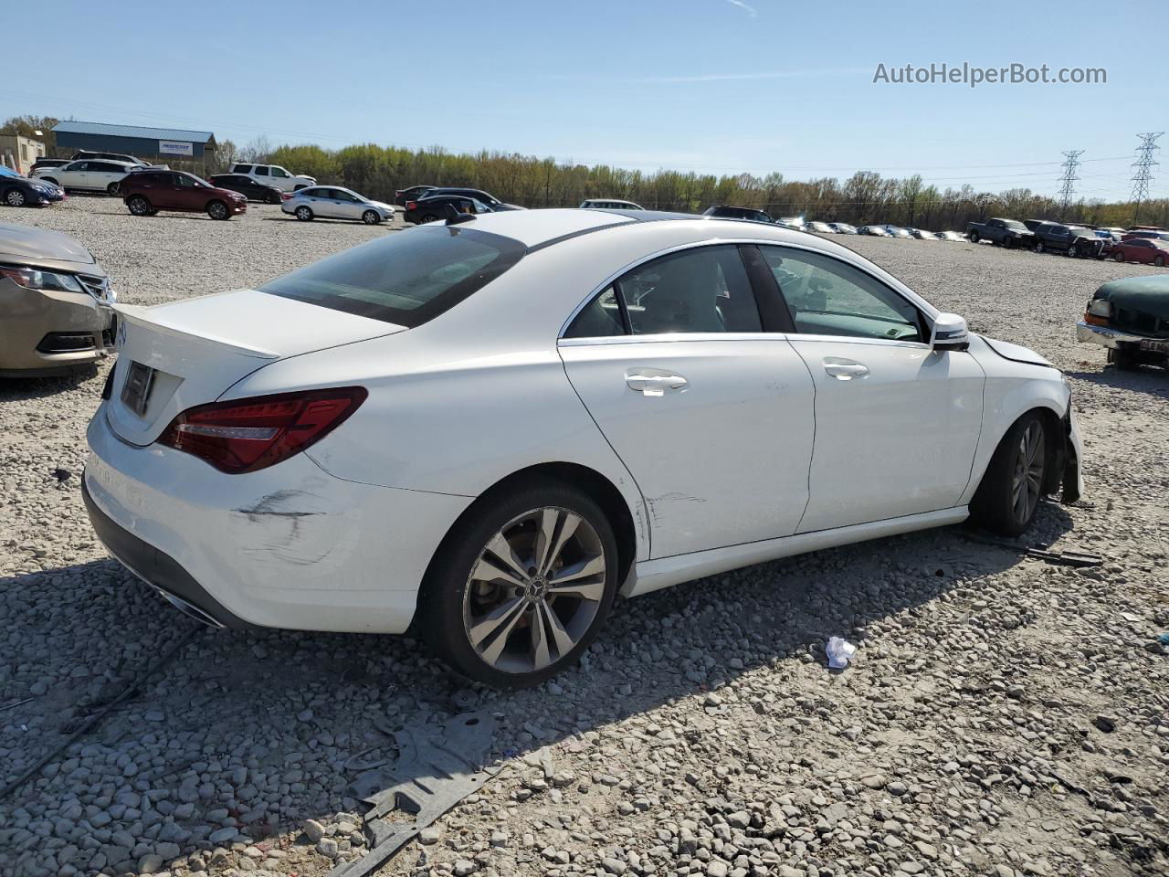 2019 Mercedes-benz Cla 250 White vin: WDDSJ4EB0KN725570