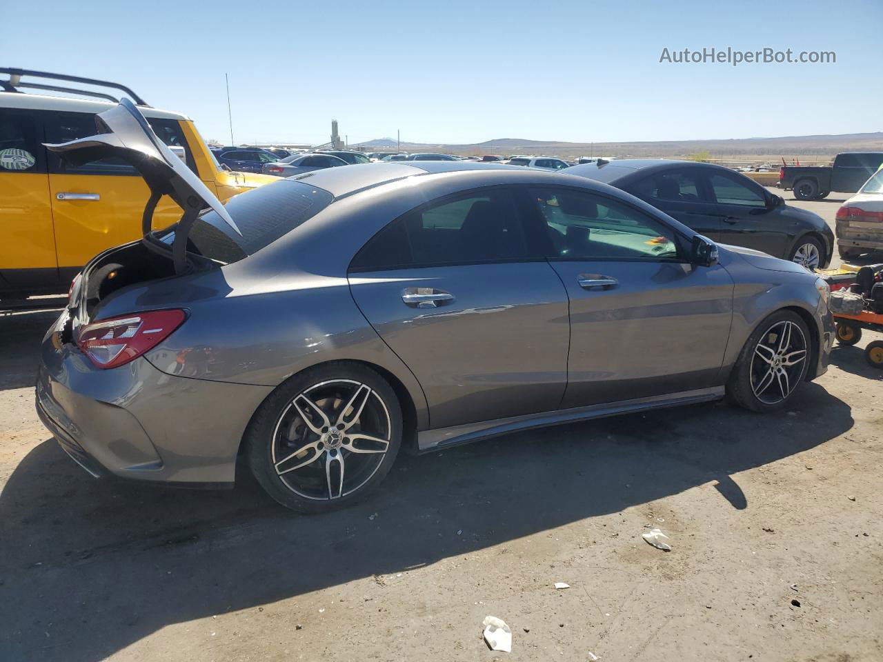 2019 Mercedes-benz Cla 250 Gray vin: WDDSJ4EB0KN751229