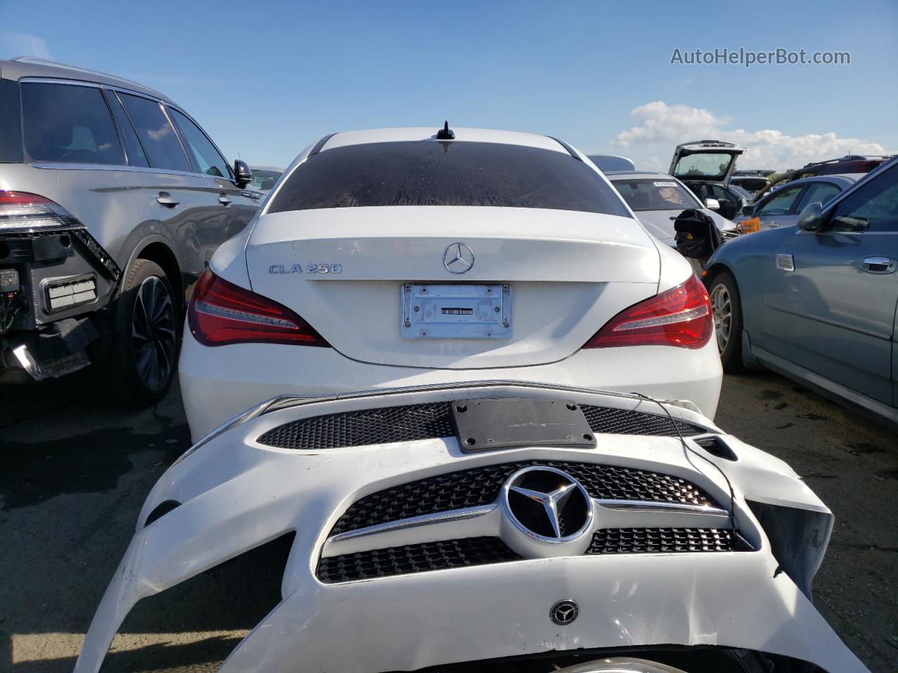 2019 Mercedes-benz Cla 250 White vin: WDDSJ4EB1KN722080