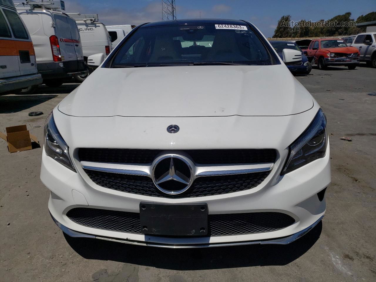 2019 Mercedes-benz Cla 250 Белый vin: WDDSJ4EB7KN740096