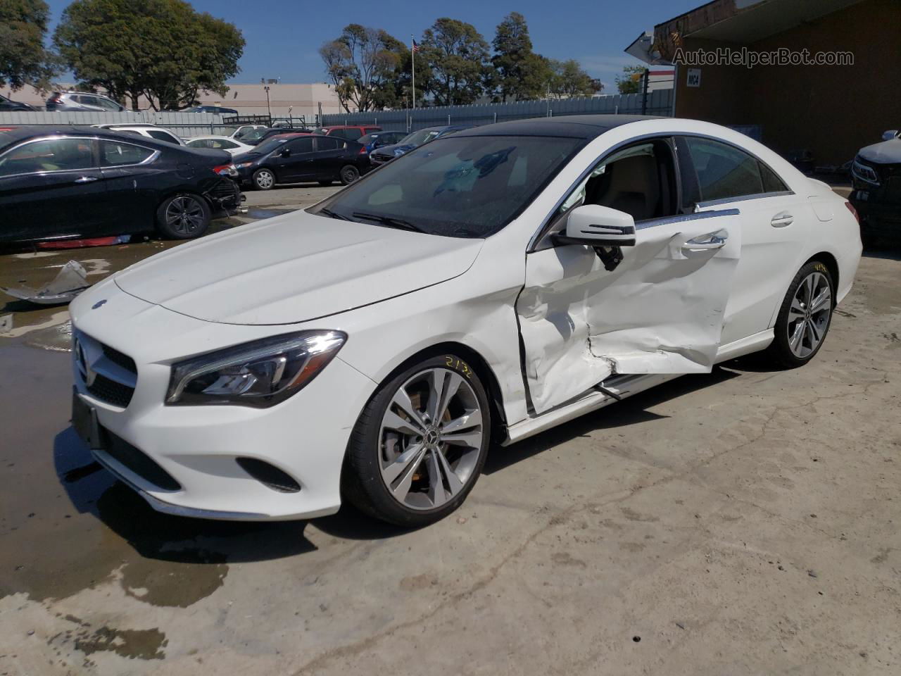 2019 Mercedes-benz Cla 250 White vin: WDDSJ4EB8KN713571