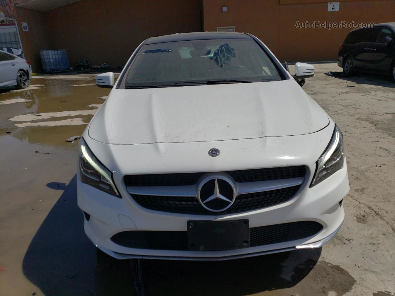 2019 Mercedes-benz Cla 250 White vin: WDDSJ4EB8KN713571