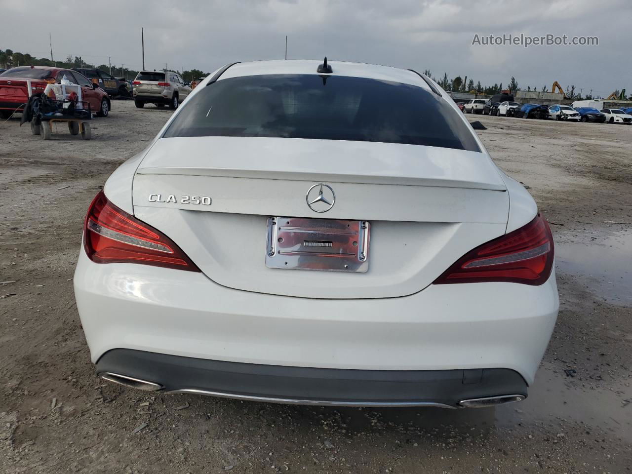 2019 Mercedes-benz Cla 250 White vin: WDDSJ4EB8KN721976