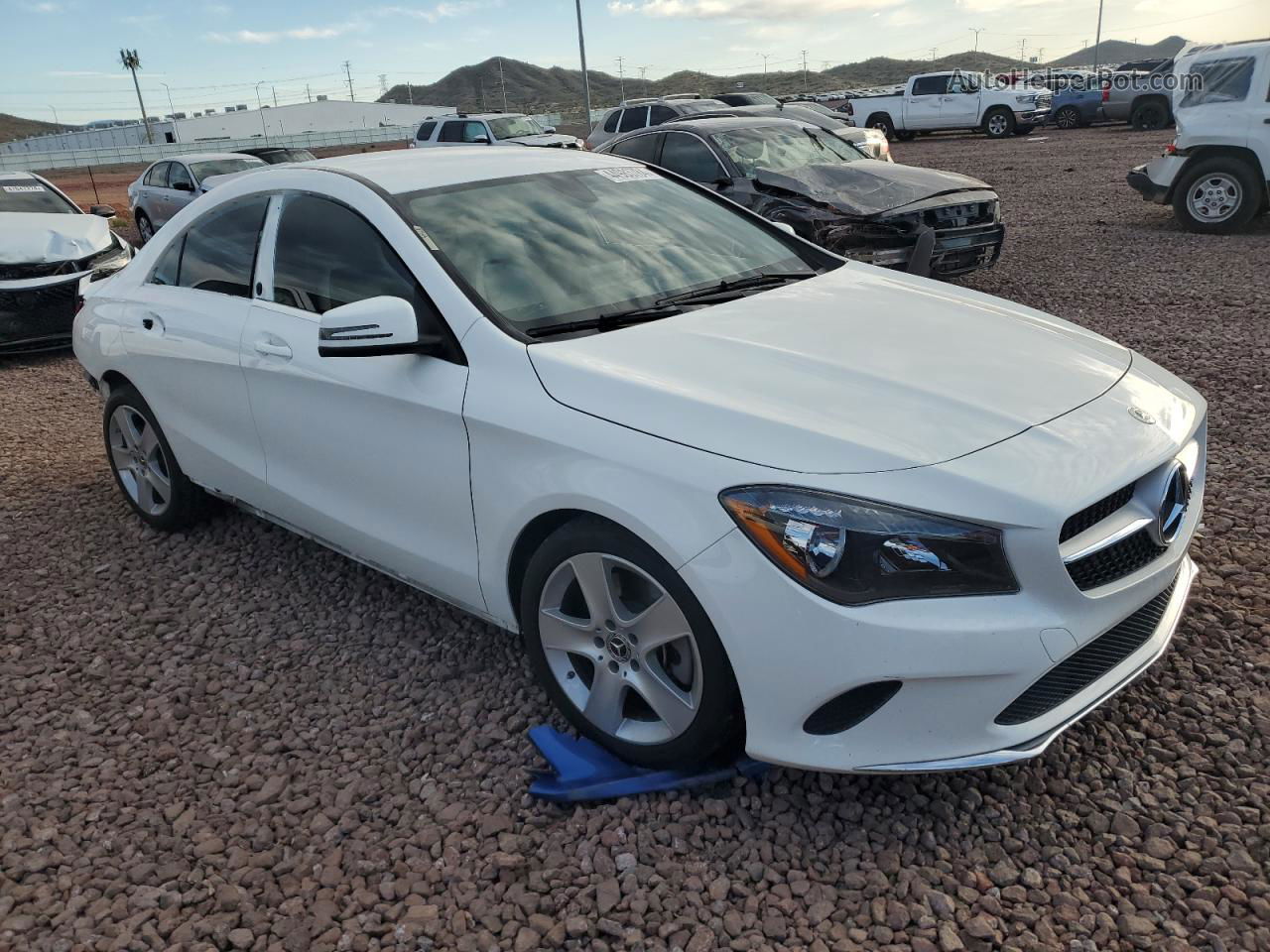 2019 Mercedes-benz Cla 250 White vin: WDDSJ4EBXKN762755