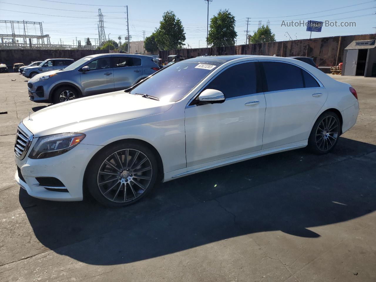 2015 Mercedes-benz S 550 White vin: WDDUG8CB0FA147677