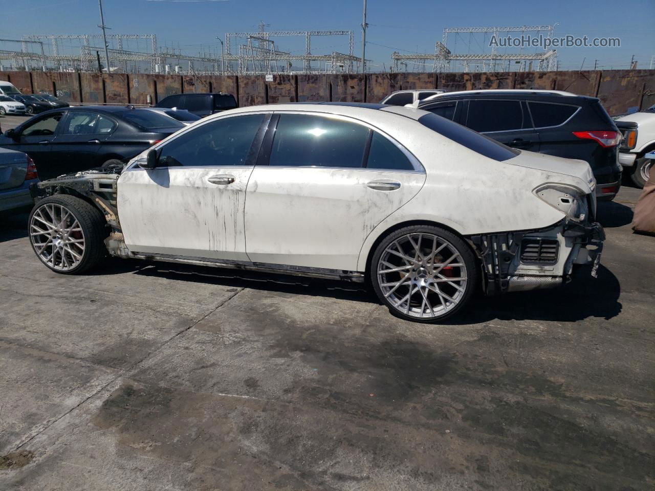 2015 Mercedes-benz S 550 White vin: WDDUG8CB1FA074254