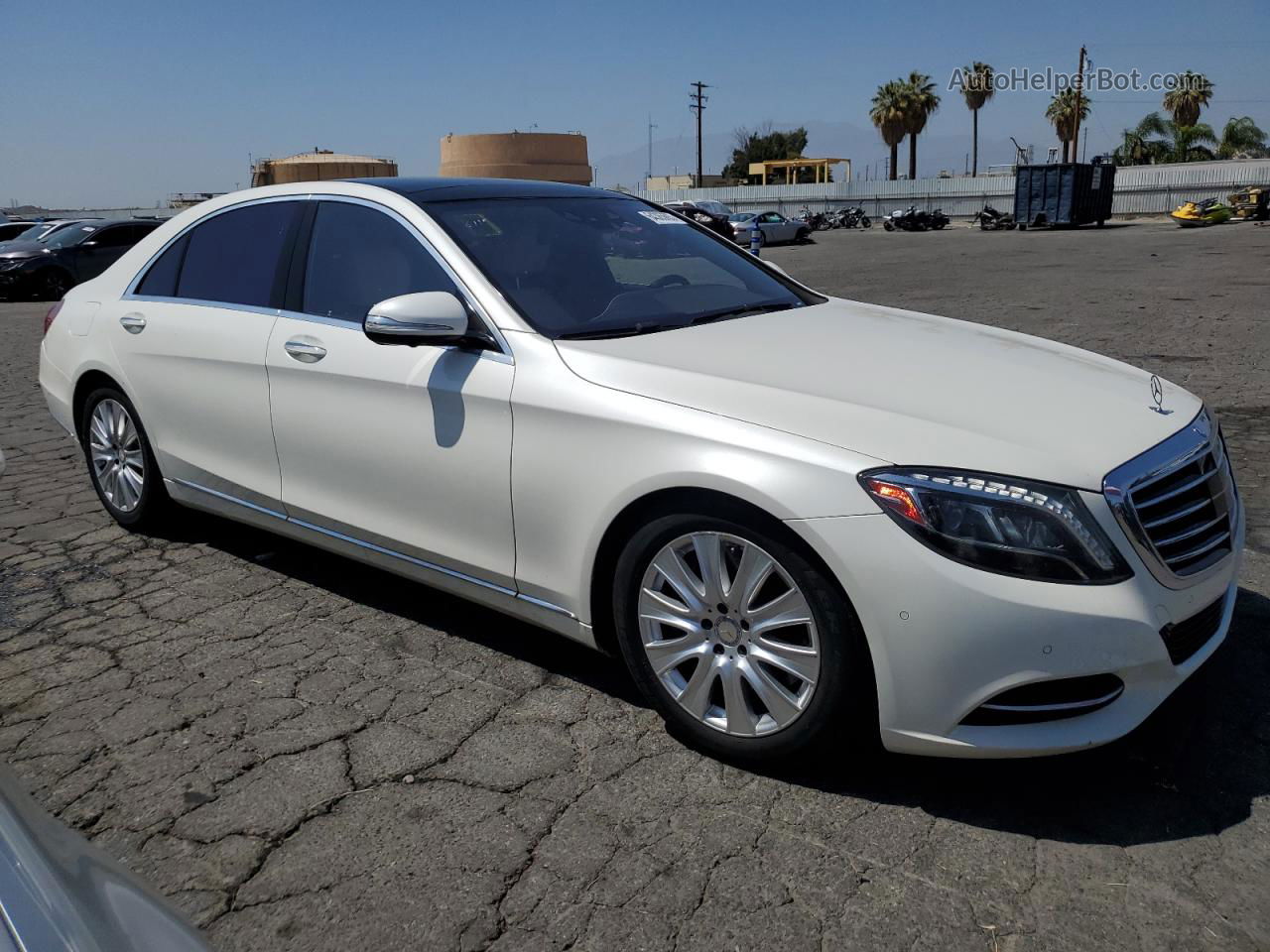 2015 Mercedes-benz S 550 White vin: WDDUG8CB2FA130458