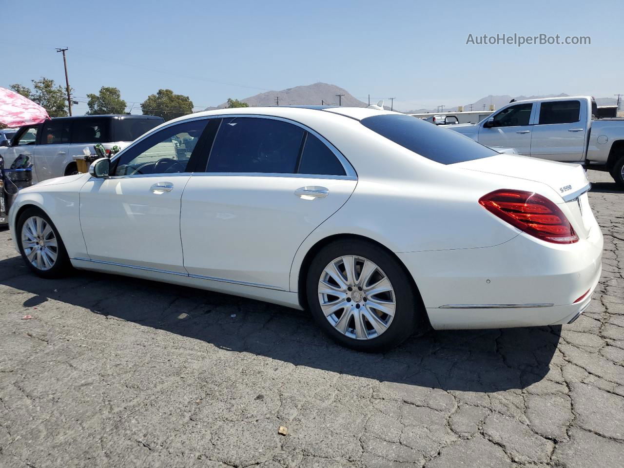 2015 Mercedes-benz S 550 White vin: WDDUG8CB2FA130458